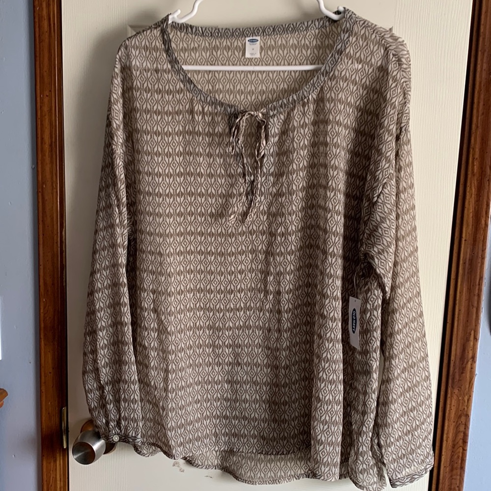 Old Navy Medium sheer blouse